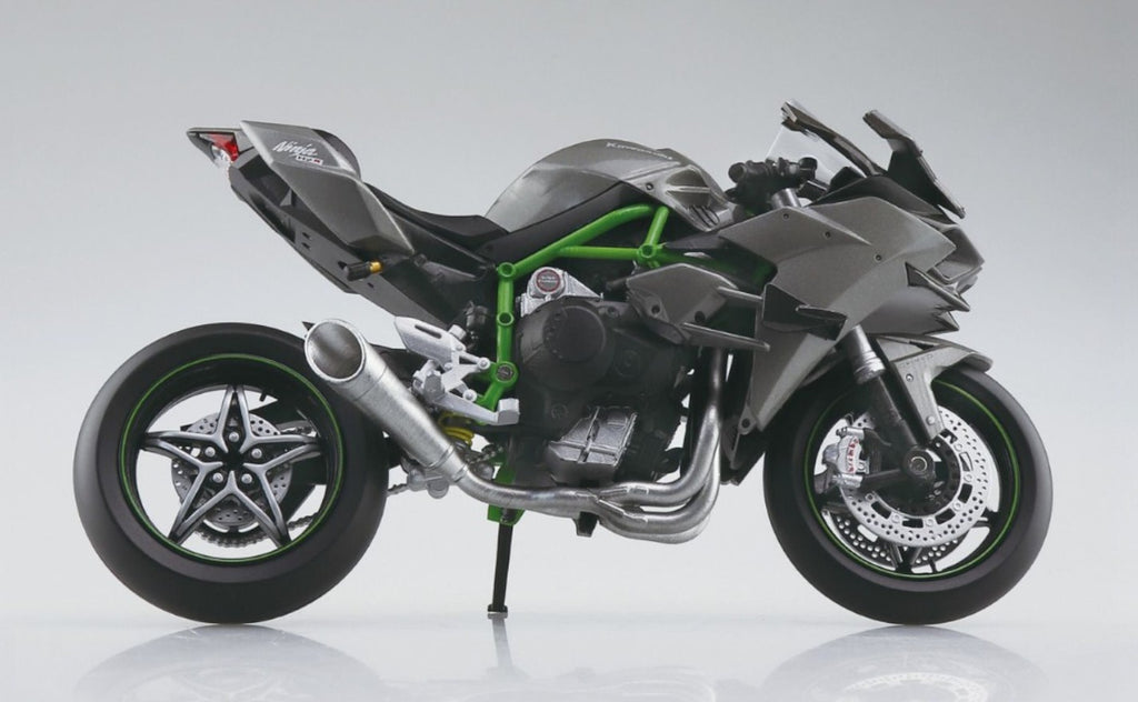 Kawasaki Ninja H2R 1:9 Scale Model bike collectible