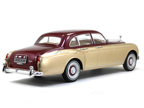 1965 Rolls Royce Silver Cloud III Flying Spur Mulliner 1:18 MCG diecast Scale Model Car.