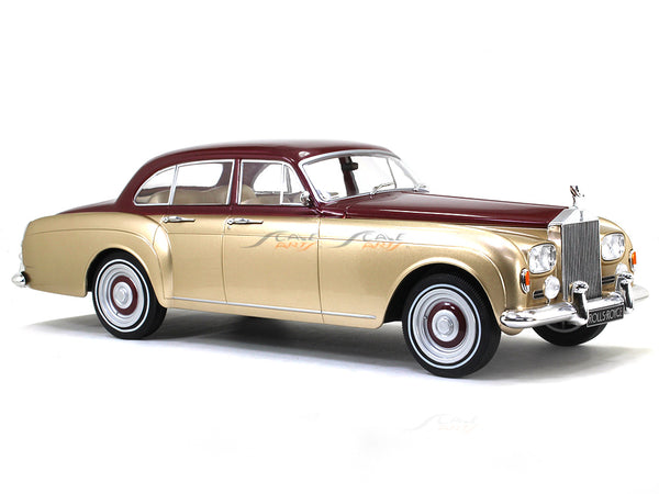1965 Rolls Royce Silver Cloud III Flying Spur Mulliner 1:18 MCG diecast Scale Model Car.