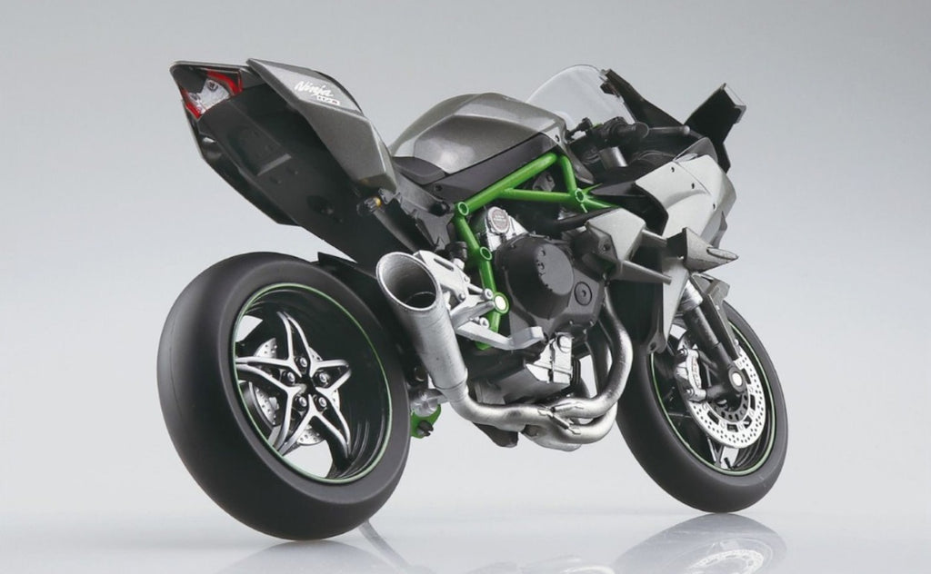 Kawasaki Ninja H2R 1:9 Scale Model bike collectible