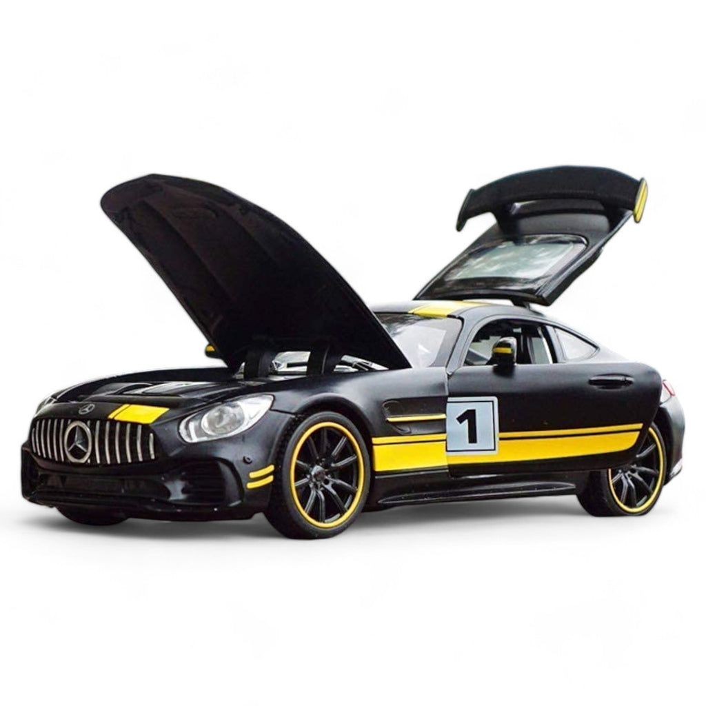 Mercedes-Benz AMG GTR 1:24 diecast scale model car collectible