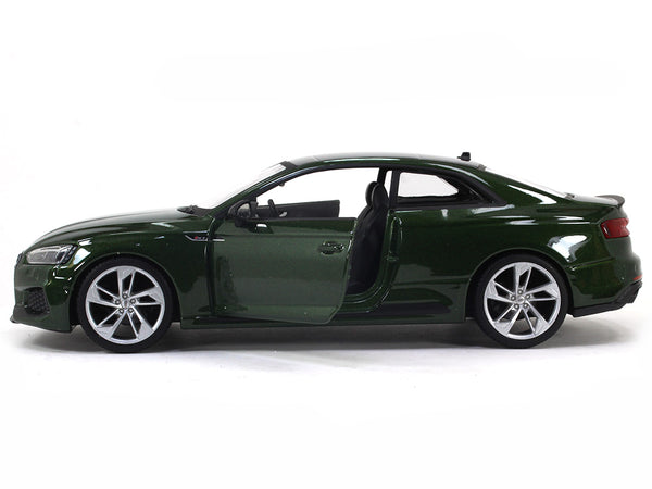 Audi RS 5 Coupe Green 1:24 Bburago diecast scale model car.