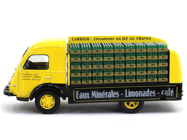 Renault Galion Diorama 1:43 diecast Scale Model Truck.