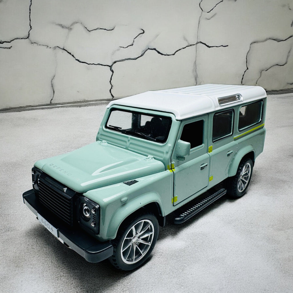 Classic Land Rover Defender 110 1:24 diecast scale model car collectible | Assorted Colors