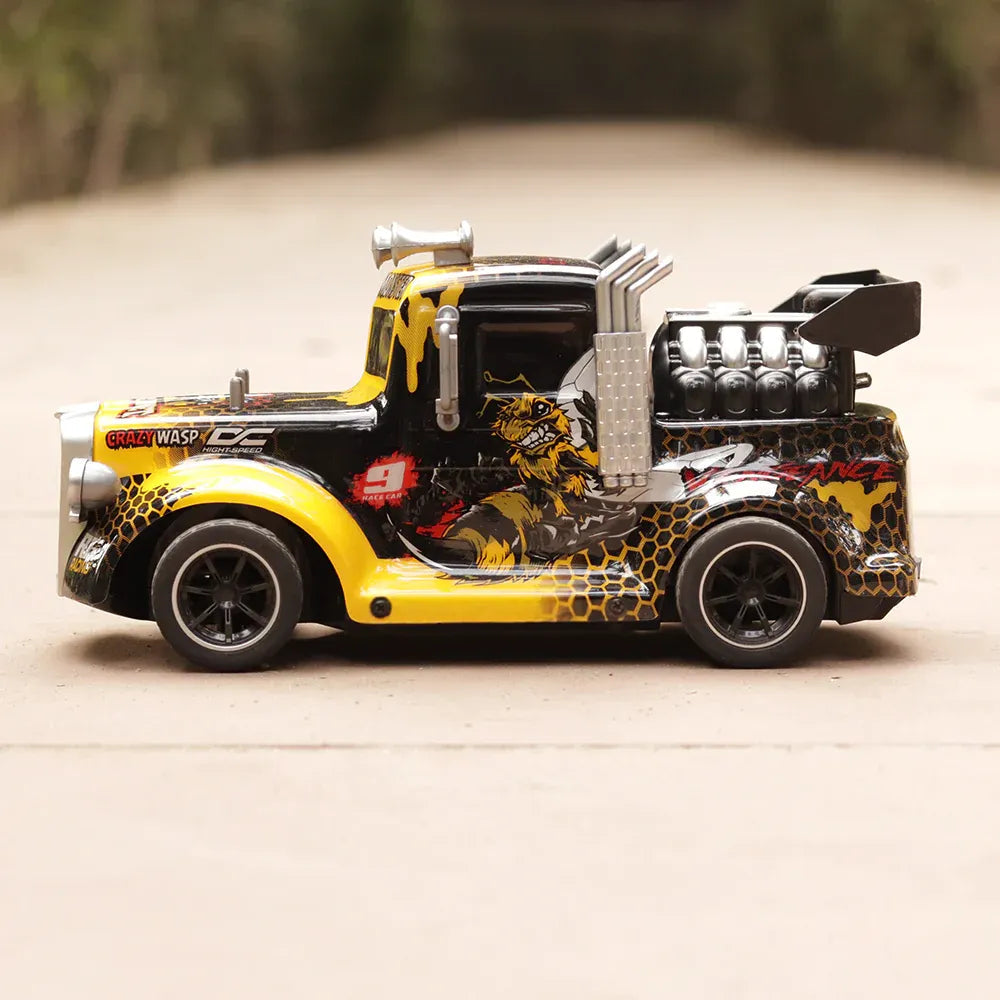 Hornet Remote Control Spray Light Vehicle with Spray Bottle & USB Cable